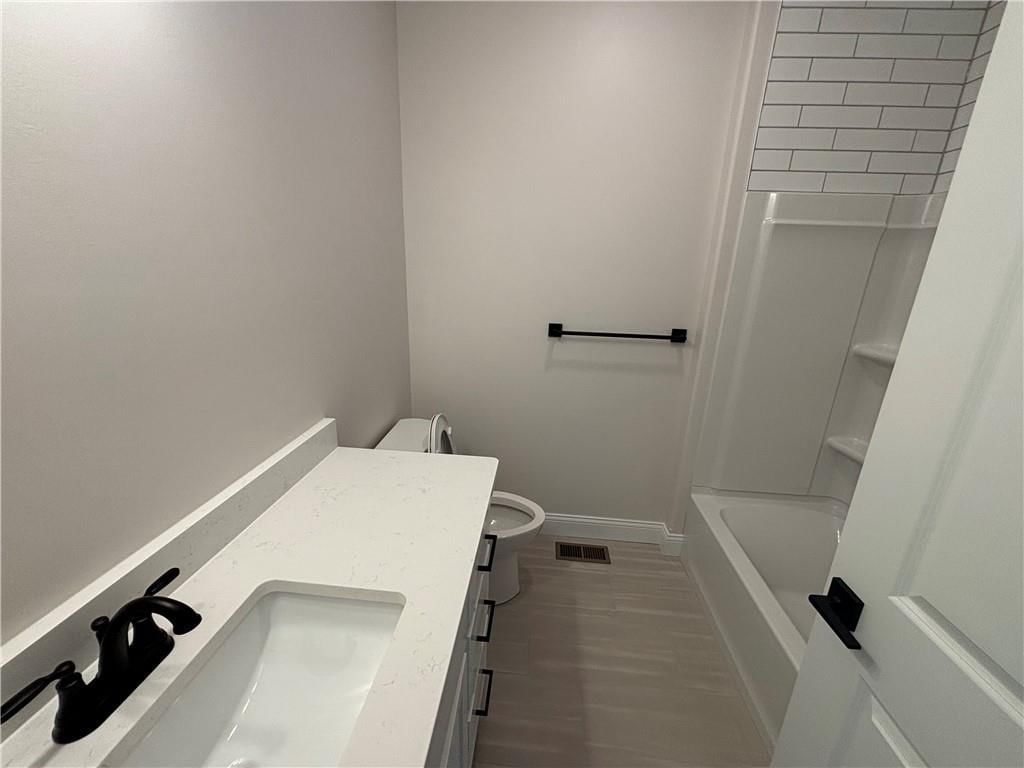 18820 Weaver Street — photo 10