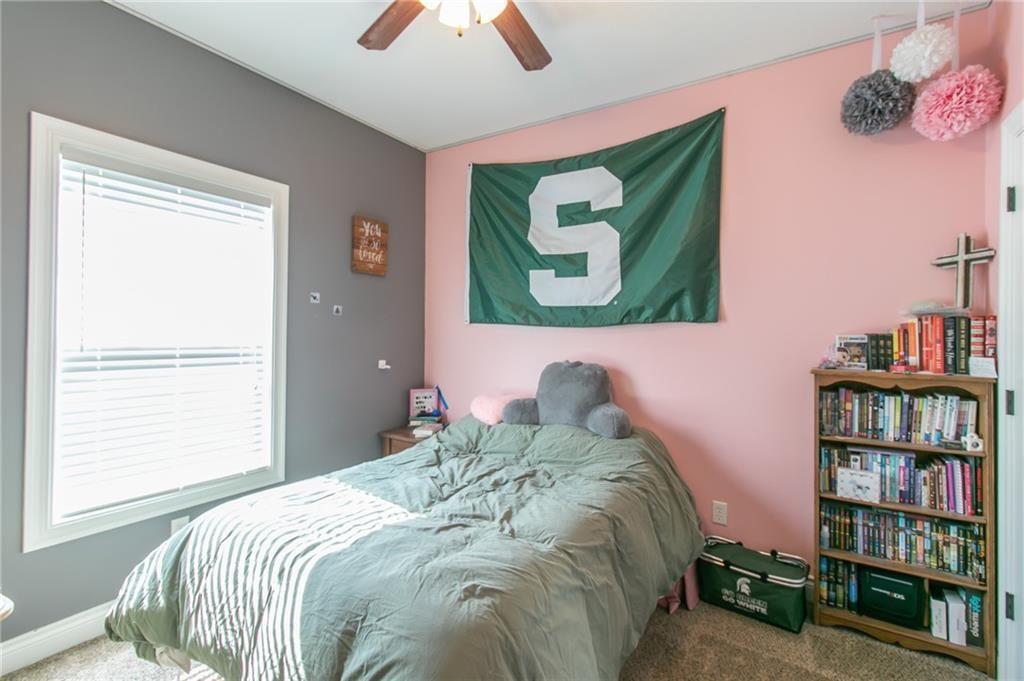 100 Newberry Court — photo 16