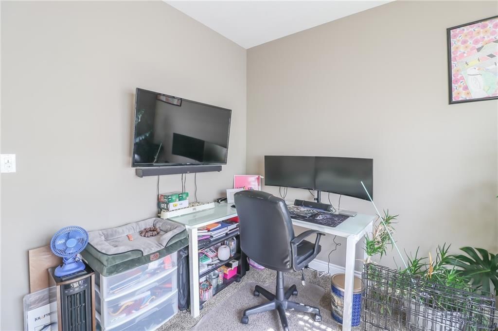 100 Newberry Court — photo 19