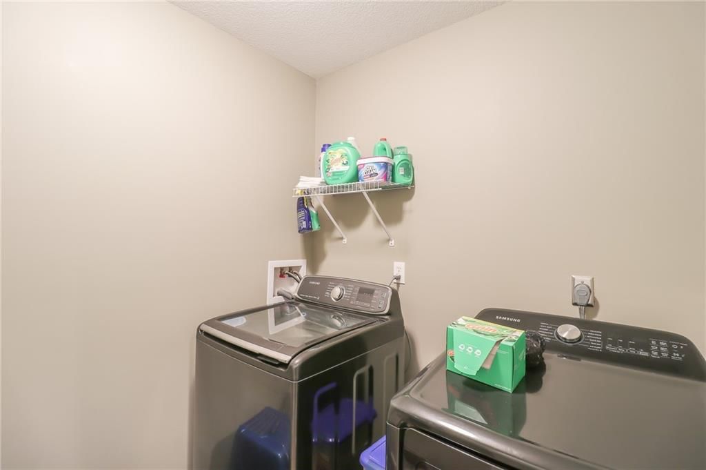 100 Newberry Court — photo 26