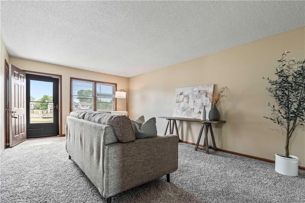 1101 Durham Drive — photo 16