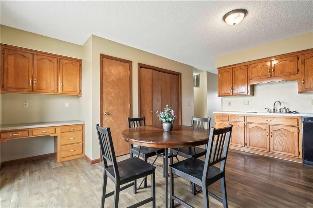 1101 Durham Drive — photo 10