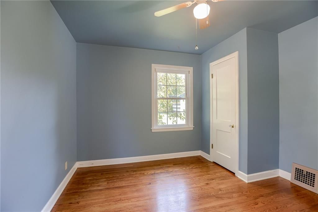 1308 W 29th Street — photo 17