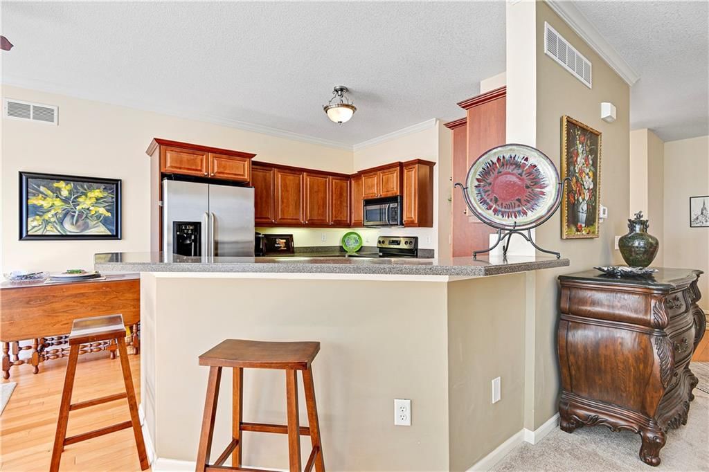 16169 Linden Street — photo 10