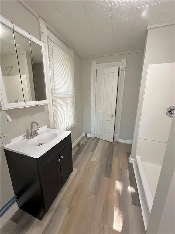 402 W Third Street — photo 15