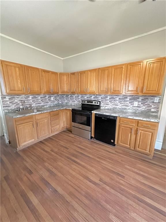 402 W Third Street — photo 3