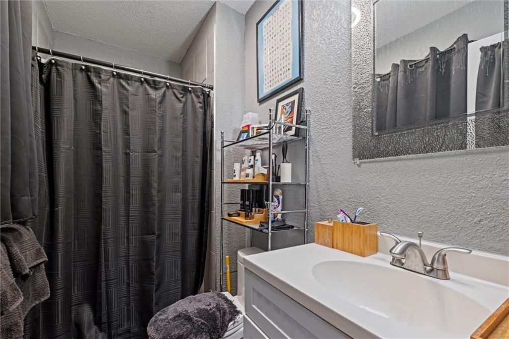 5701 Ridgeway Avenue — photo 13