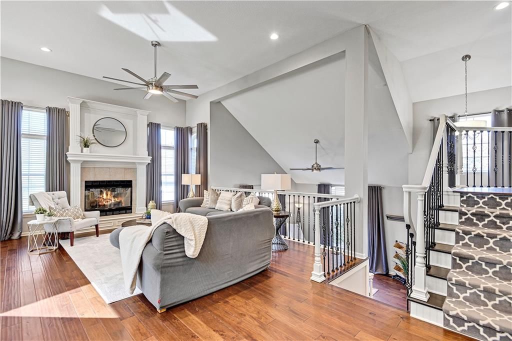 7939 W 155th Terrace — photo 9