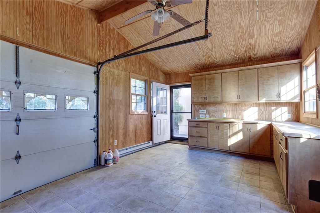 1004 Florence Avenue — photo 26