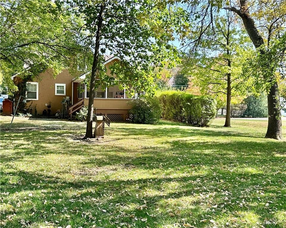 104 N FREDERICK Street — photo 11