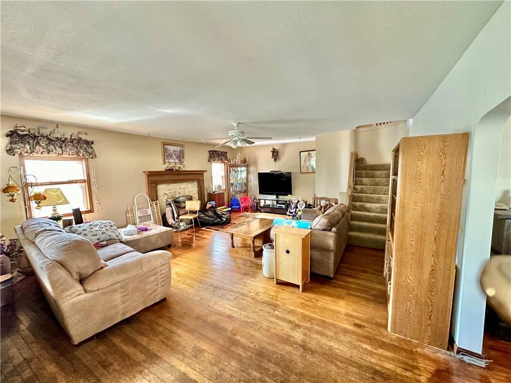 104 N FREDERICK Street — photo 15