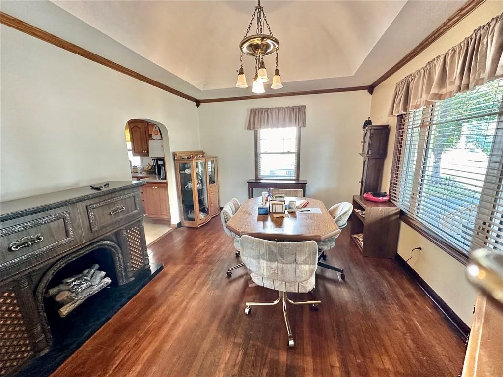 104 N FREDERICK Street — photo 21