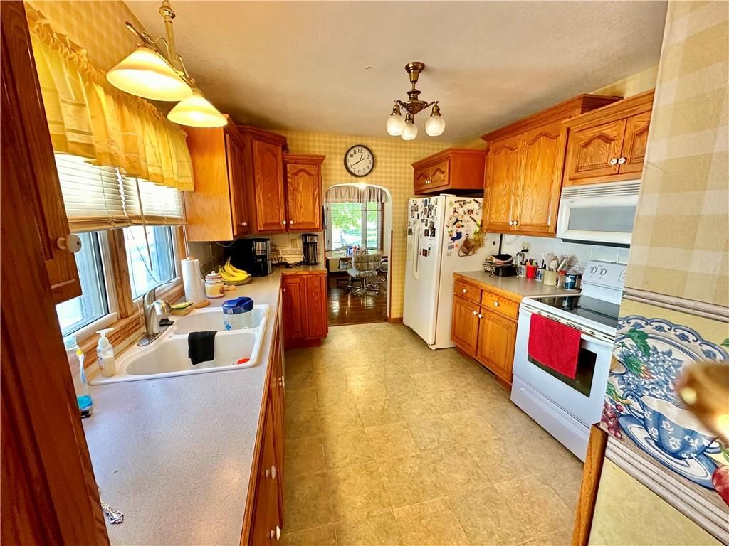 104 N FREDERICK Street — photo 24