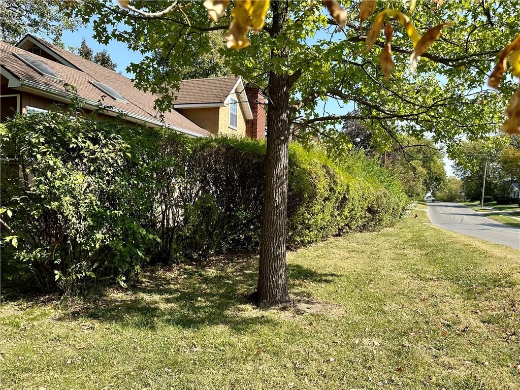 104 N FREDERICK Street — photo 8