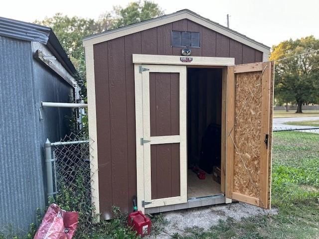 634 W Main Street — photo 25