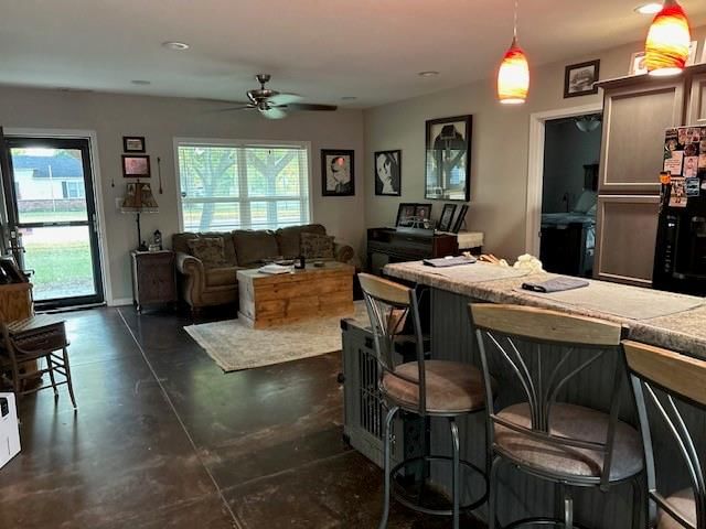 634 W Main Street — photo 4