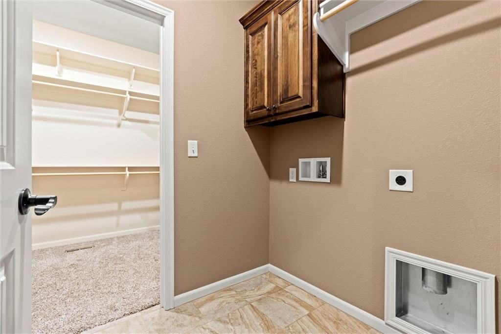 1602 Knoll Creek Lane — photo 23