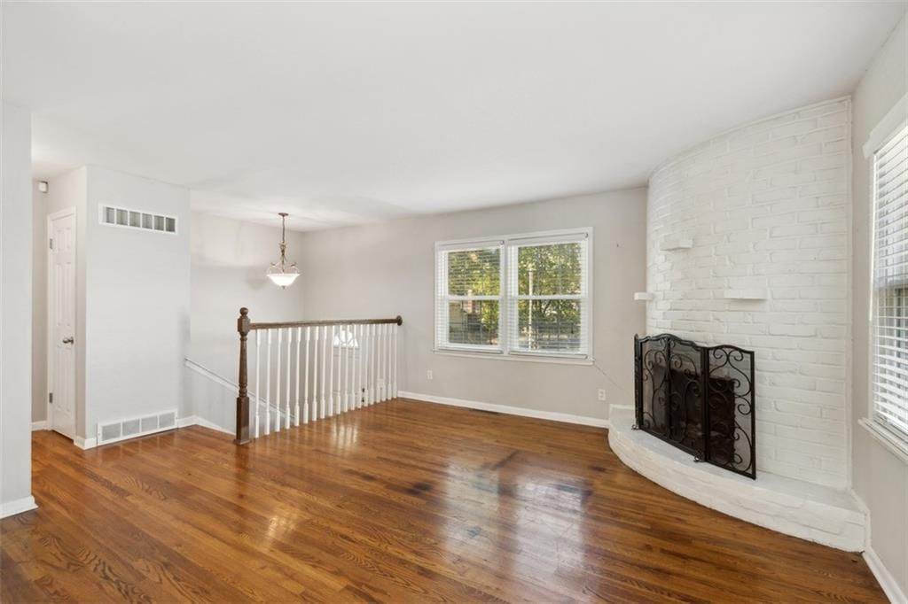 9011 Goddard Street — photo 7