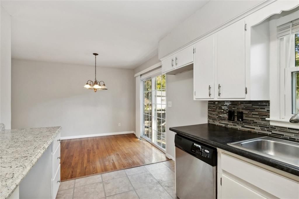 9011 Goddard Street — photo 10