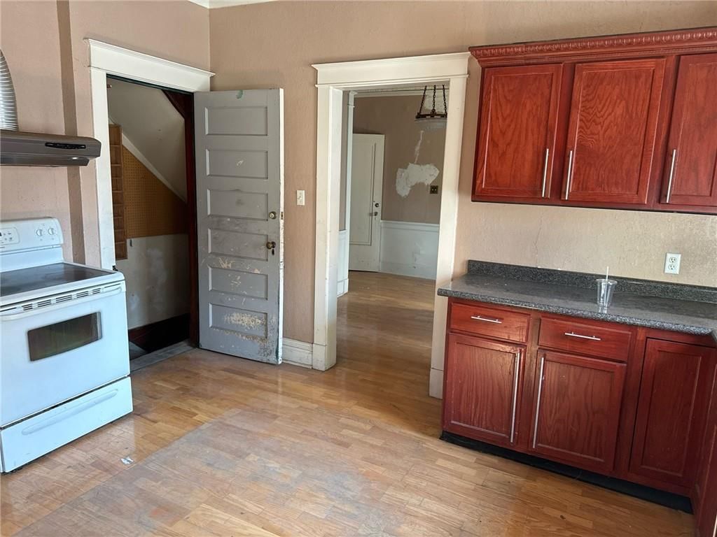 3512 Kenwood Avenue — photo 18