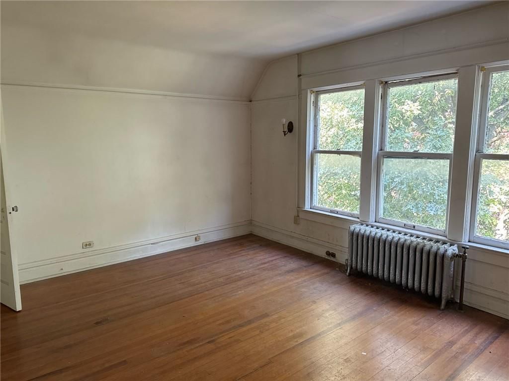 3512 Kenwood Avenue — photo 5