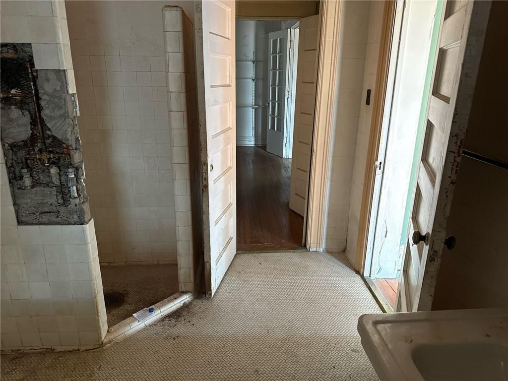 3512 Kenwood Avenue — photo 43