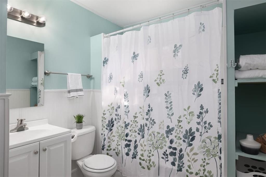1409 Clare Court N — photo 14