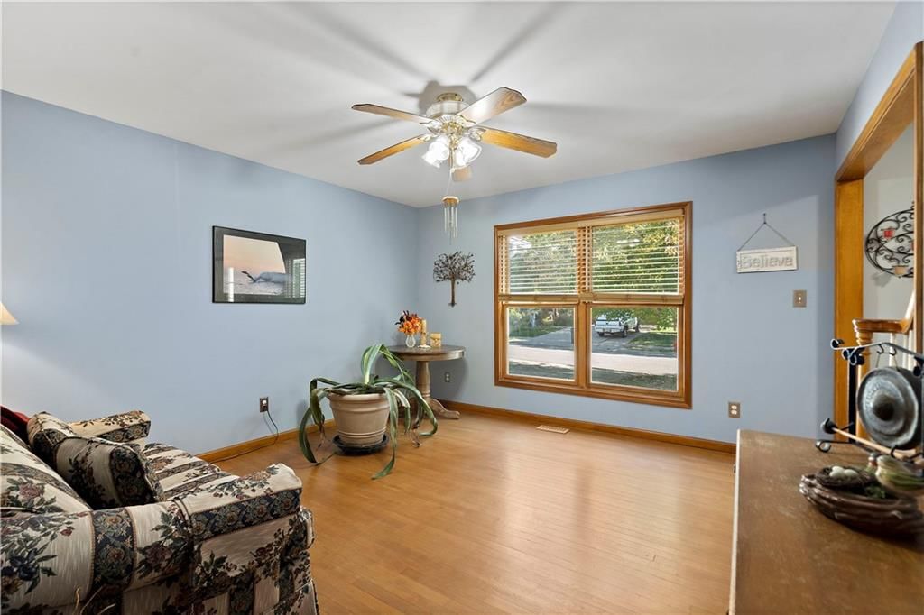 804 NE Mary Court — photo 11
