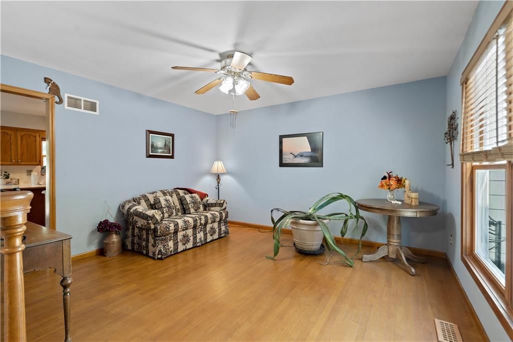 804 NE Mary Court — photo 12