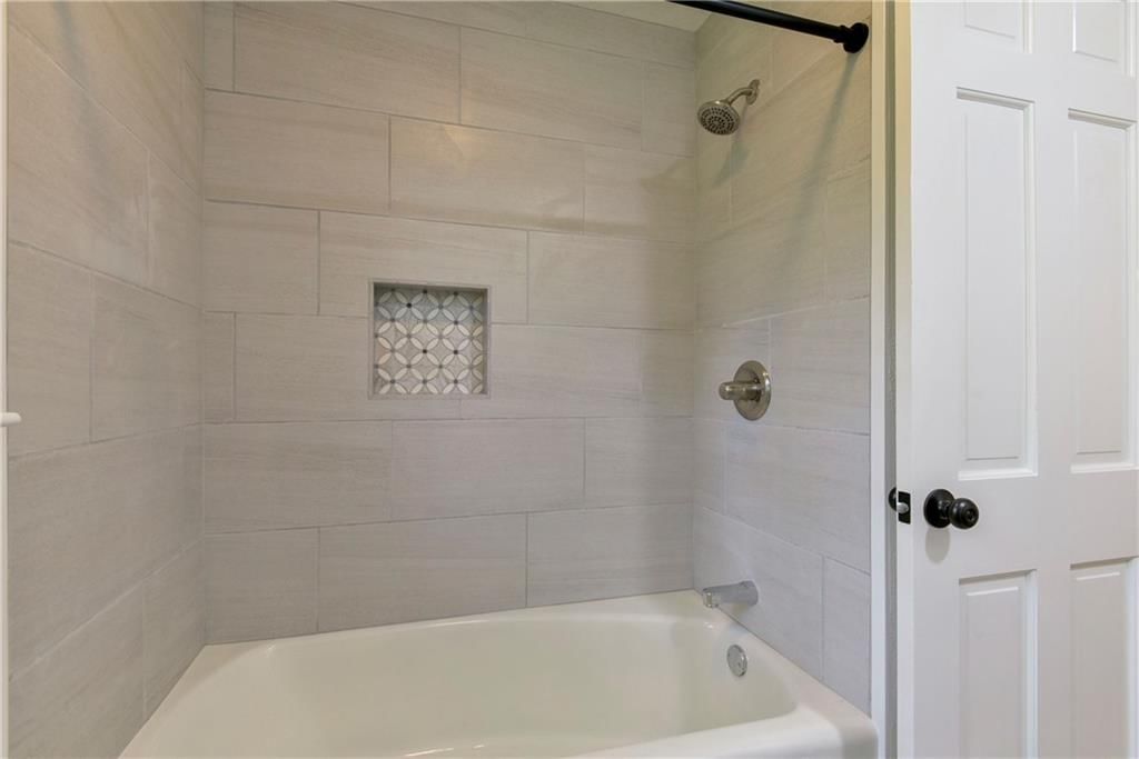 1407 Bitner Place — photo 35