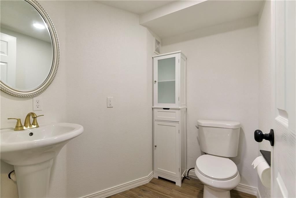 1407 Bitner Place — photo 44