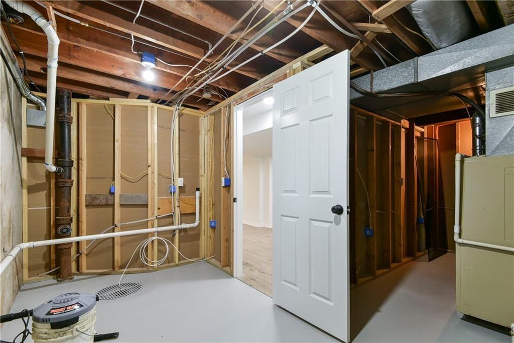 1407 Bitner Place — photo 45