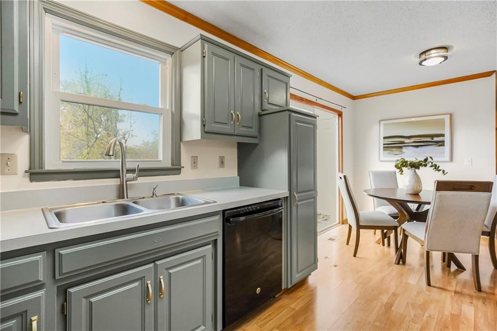 6303 W 152nd Street — photo 11
