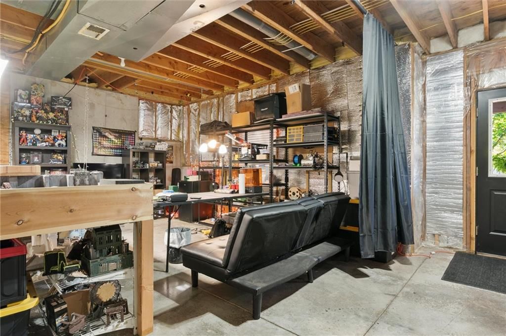 1905 NE 92nd Street — photo 34