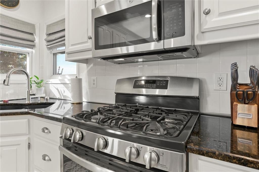 1905 NE 92nd Street — photo 9
