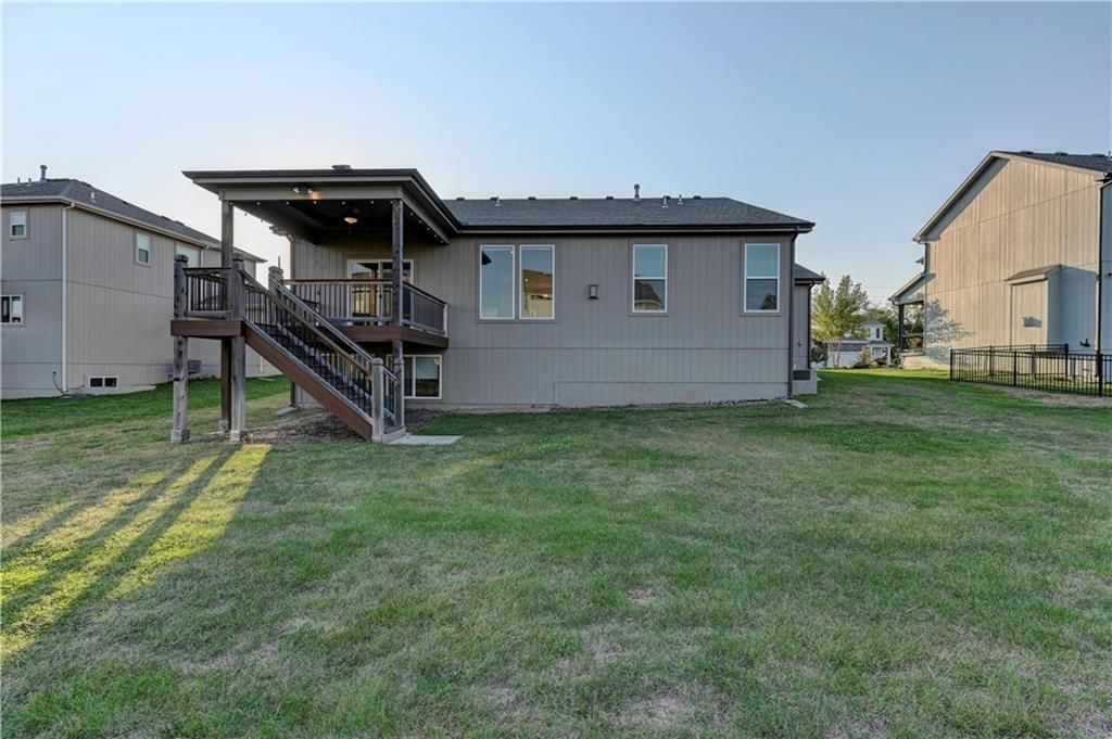 18907 Skyview Lane — photo 34