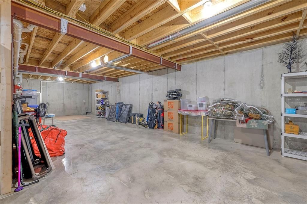 537 SE Carter Road — photo 32
