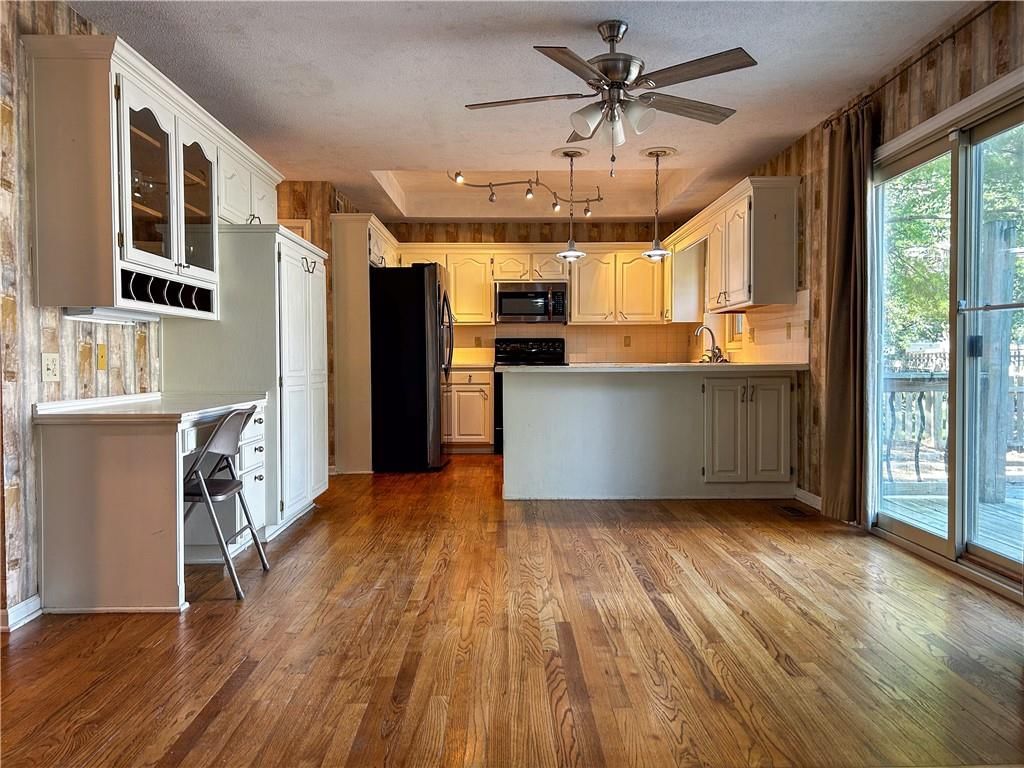 4200 SW Leeward Drive — photo 5