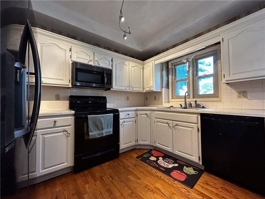 4200 SW Leeward Drive — photo 6