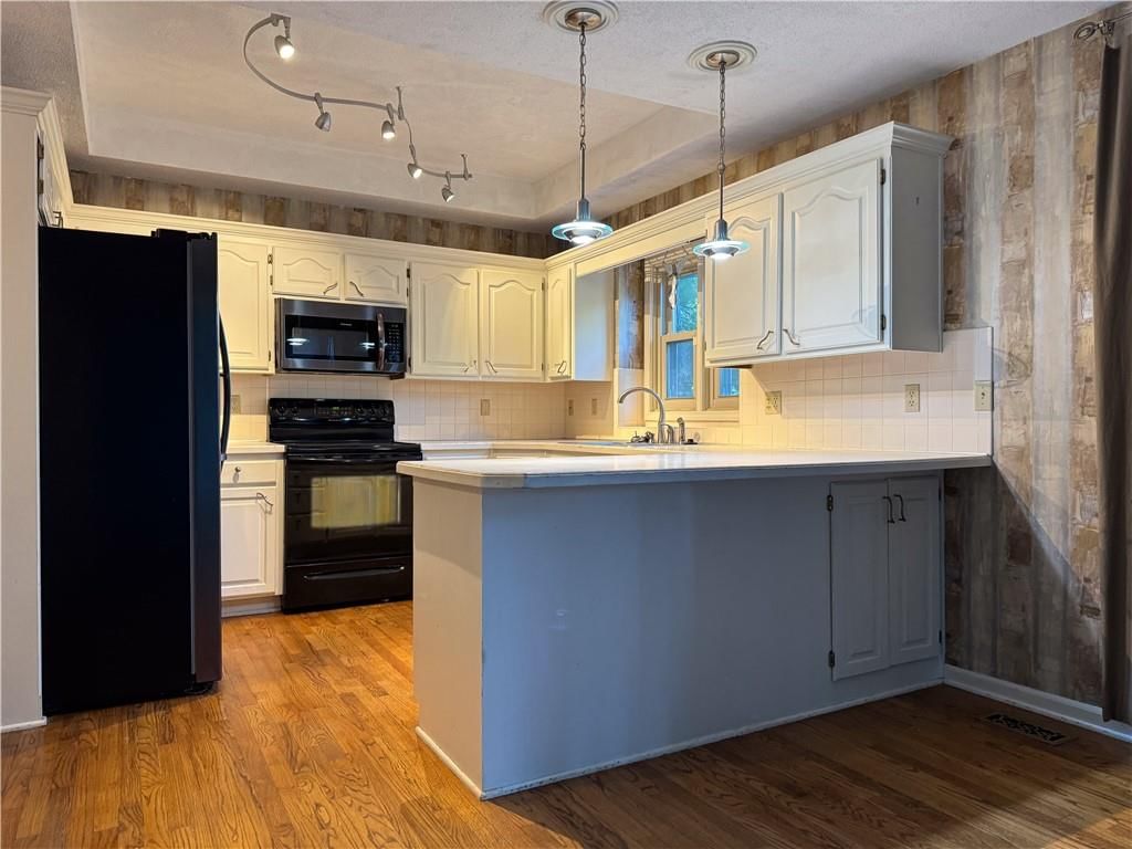 4200 SW Leeward Drive — photo 7