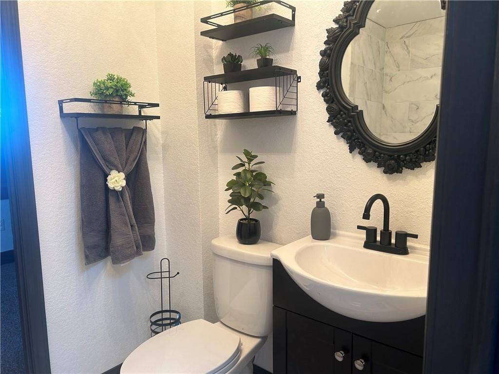 1414 Locust Street — photo 17