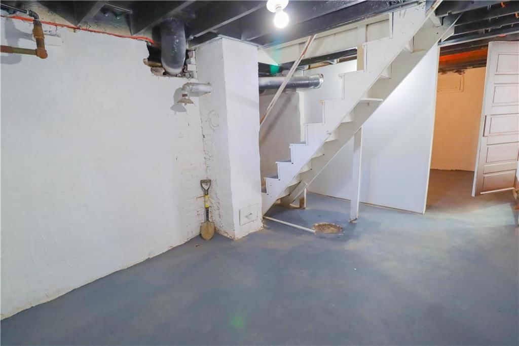 1414 Locust Street — photo 34