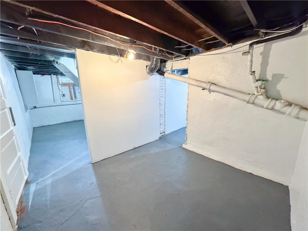 1414 Locust Street — photo 36