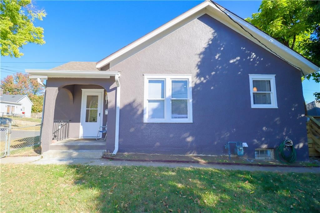 1414 Locust Street — photo 43