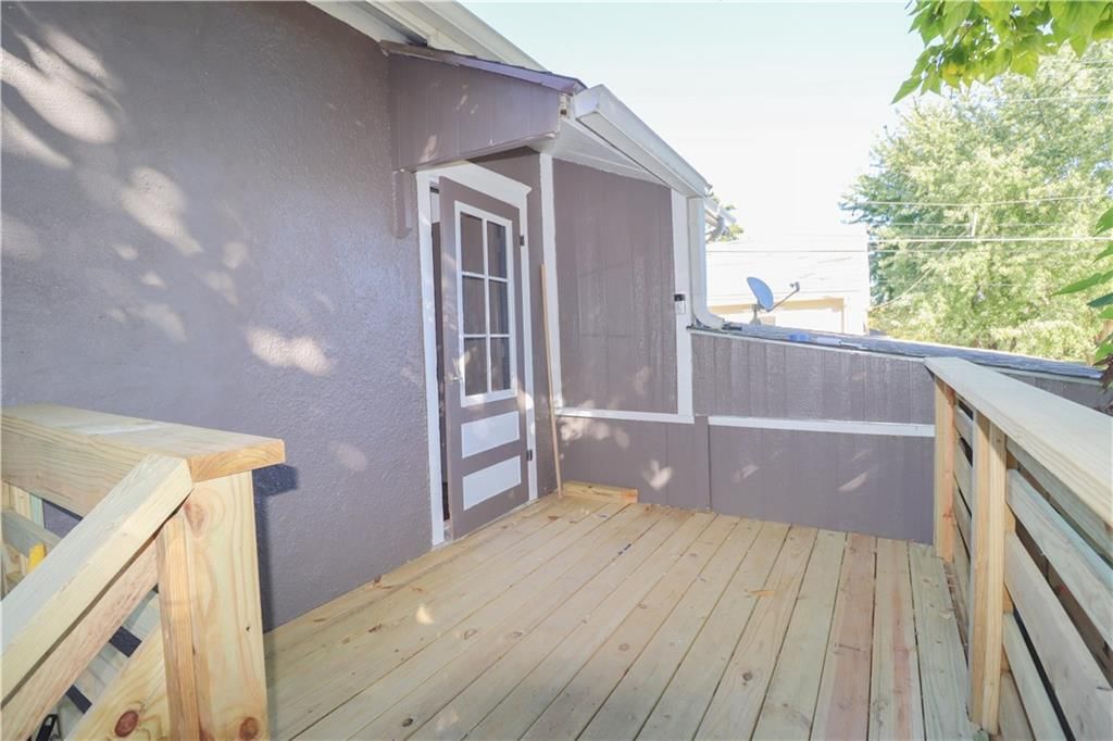 1414 Locust Street — photo 46
