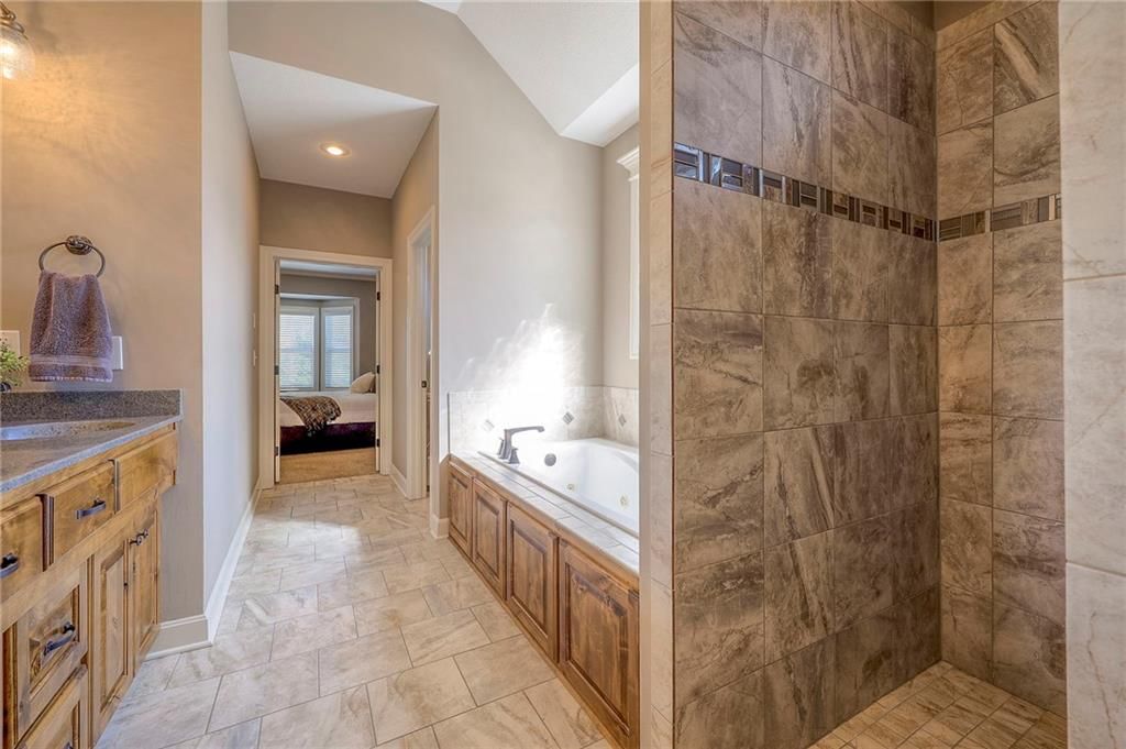 4504 Brownridge Street — photo 14