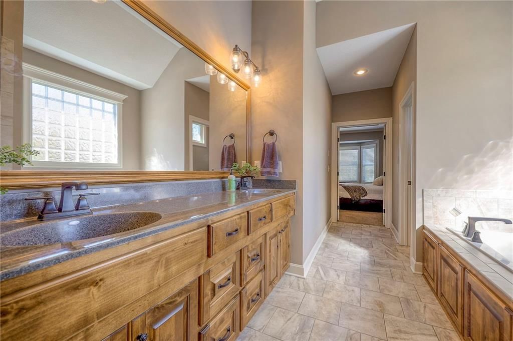 4504 Brownridge Street — photo 15