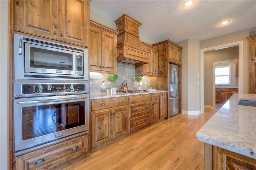 4504 Brownridge Street — photo 26