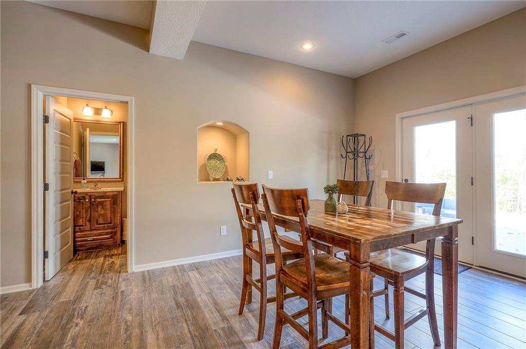 4504 Brownridge Street — photo 35