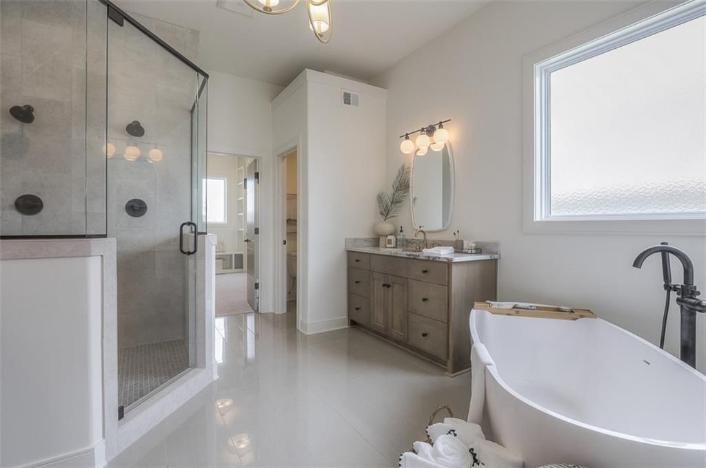 16925 Parkhill Street — photo 28
